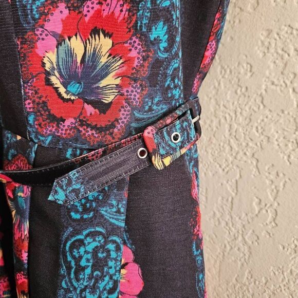 Modcloth Beautiful You Belted Dress - Picture 5 of 9